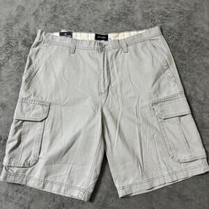 St John's Bay Cargo Shorts Men's 38 NWT Essential Cargo Gray Outdoor Fishing